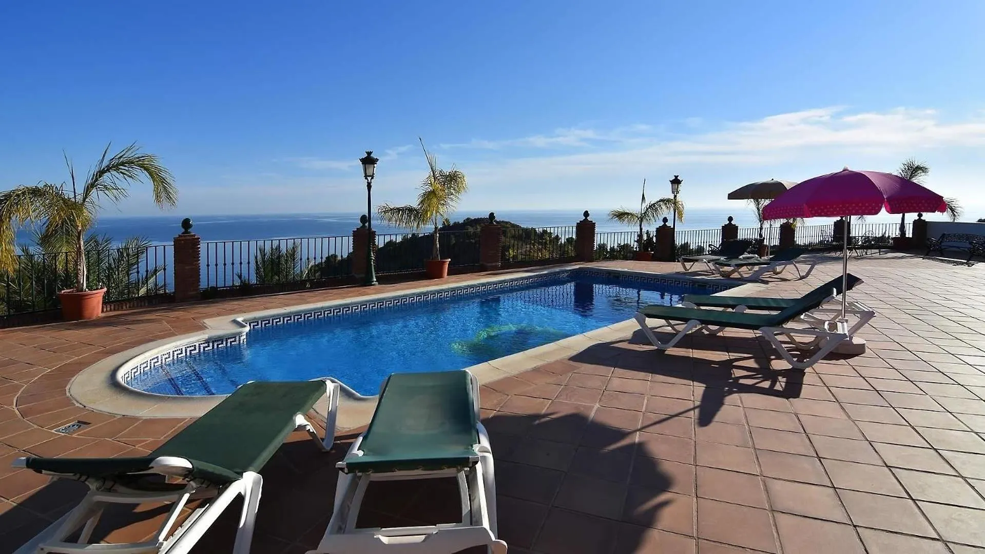 Ferienhaus Mit Privatpool Fuer 6 Personen Ca 130 Qm In Maro, Andalusien Costa Del Sol