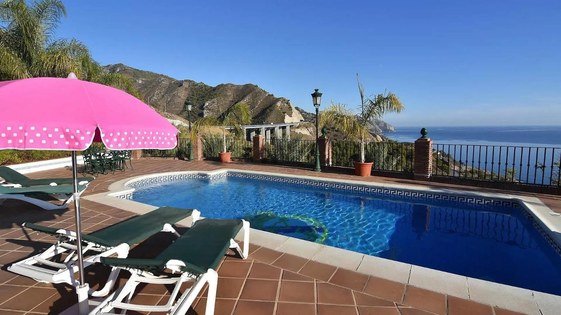 Ferienhaus Mit Privatpool Fuer 6 Personen Ca 130 Qm In Maro, Andalusien Costa Del Sol Maro